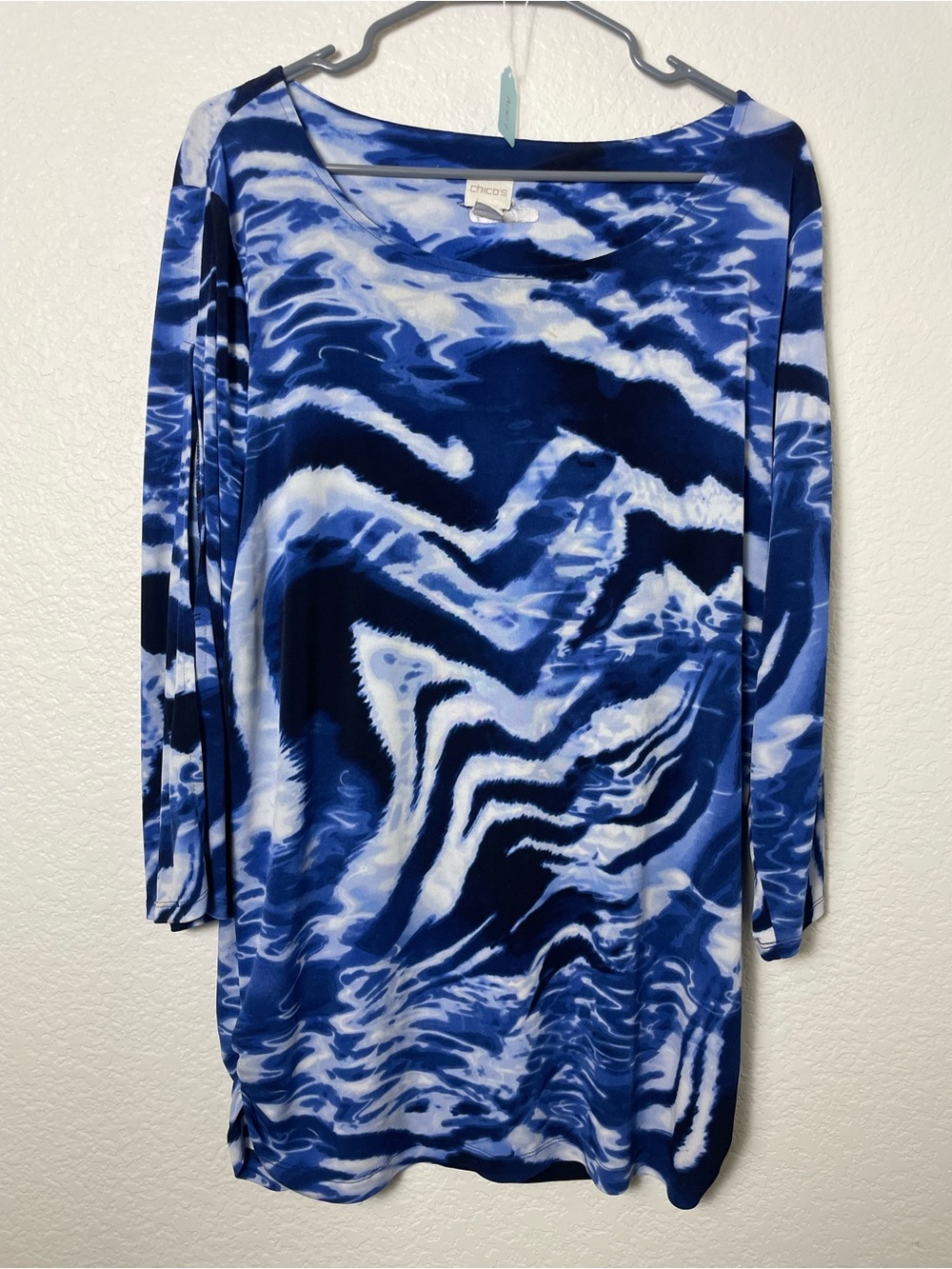 Chico’s Blue Abstract Print Split Sleeve Tunic Top Size 2 L
